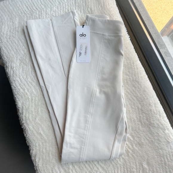 Alo Yoga High Waist Flutter Legging Ivory Small - Picture 10 of 11